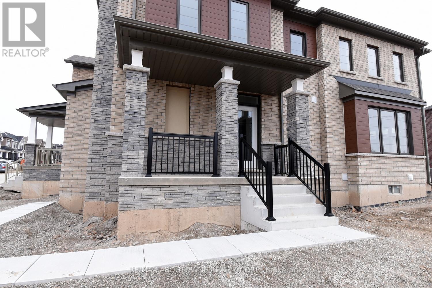 2 Sundin Drive, Haldimand, Ontario  N3W 0H1 - Photo 5 - X12903546