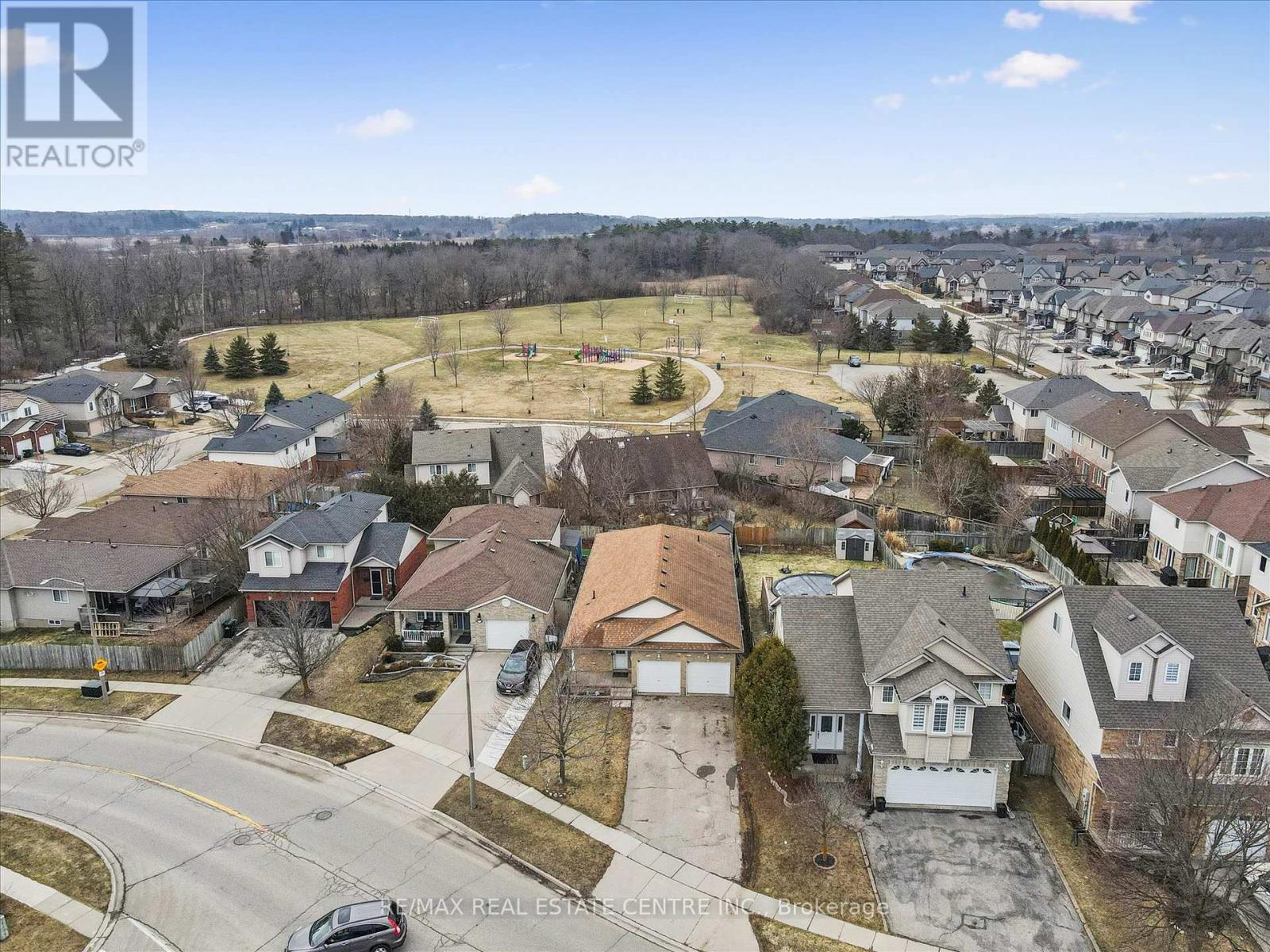 104 Kent Street, Cambridge, Ontario  N1S 4H2 - Photo 3 - X12903566