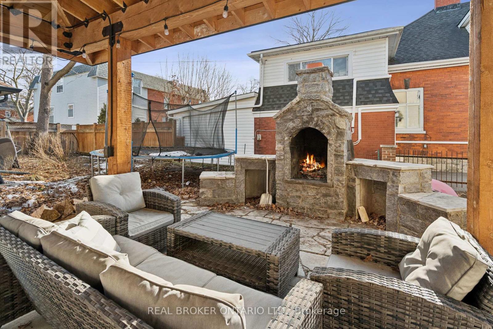 855 Hamilton Street, Cambridge, Ontario  N3H 3E7 - Photo 40 - X12903596