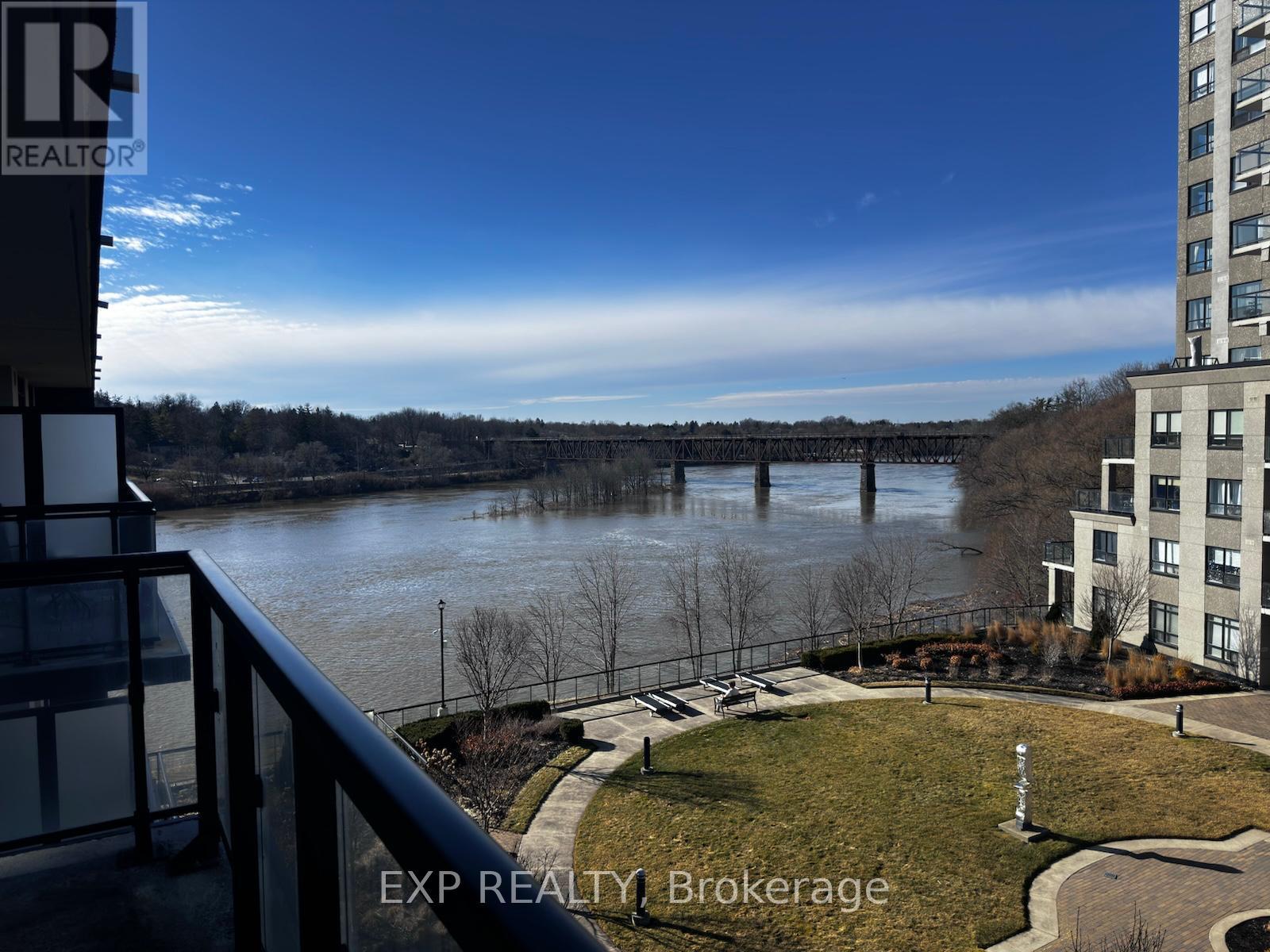 402 - 150 Water Street N, Cambridge, Ontario  N1R 3B6 - Photo 15 - X12903628