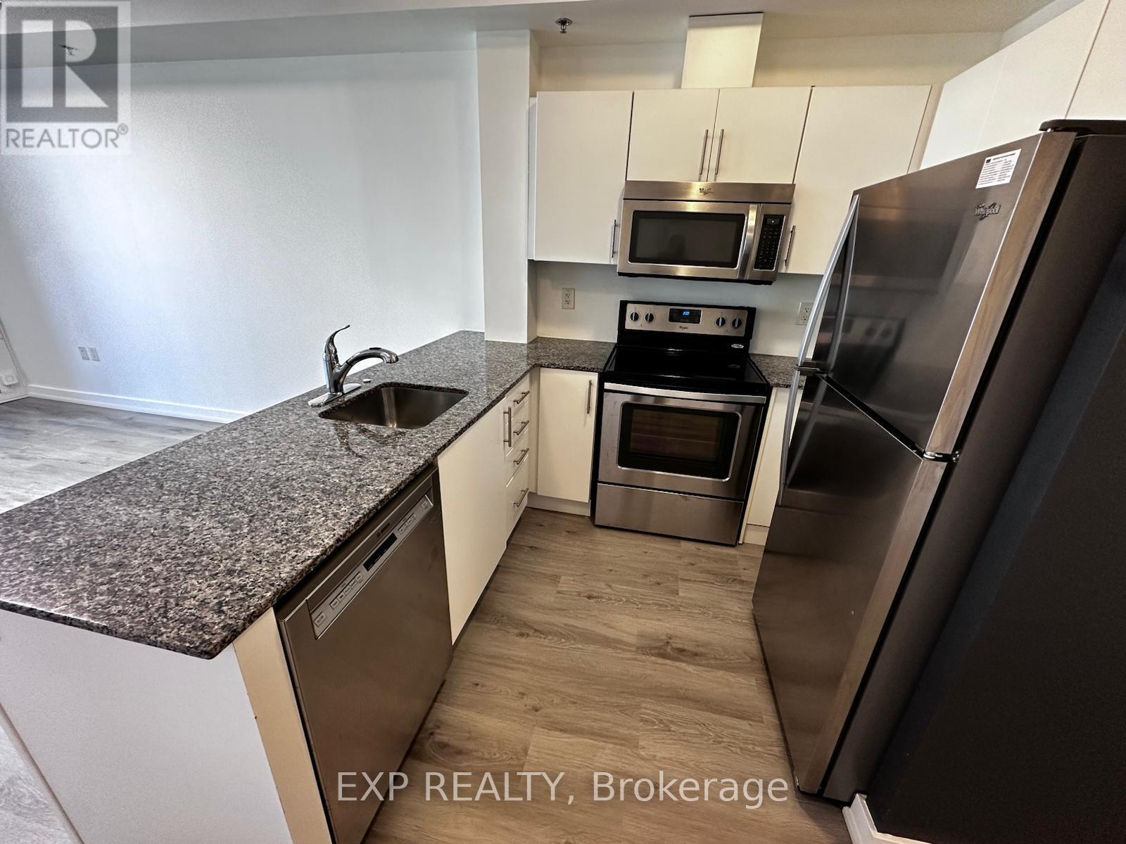 402 - 150 Water Street N, Cambridge, Ontario  N1R 3B6 - Photo 4 - X12903628