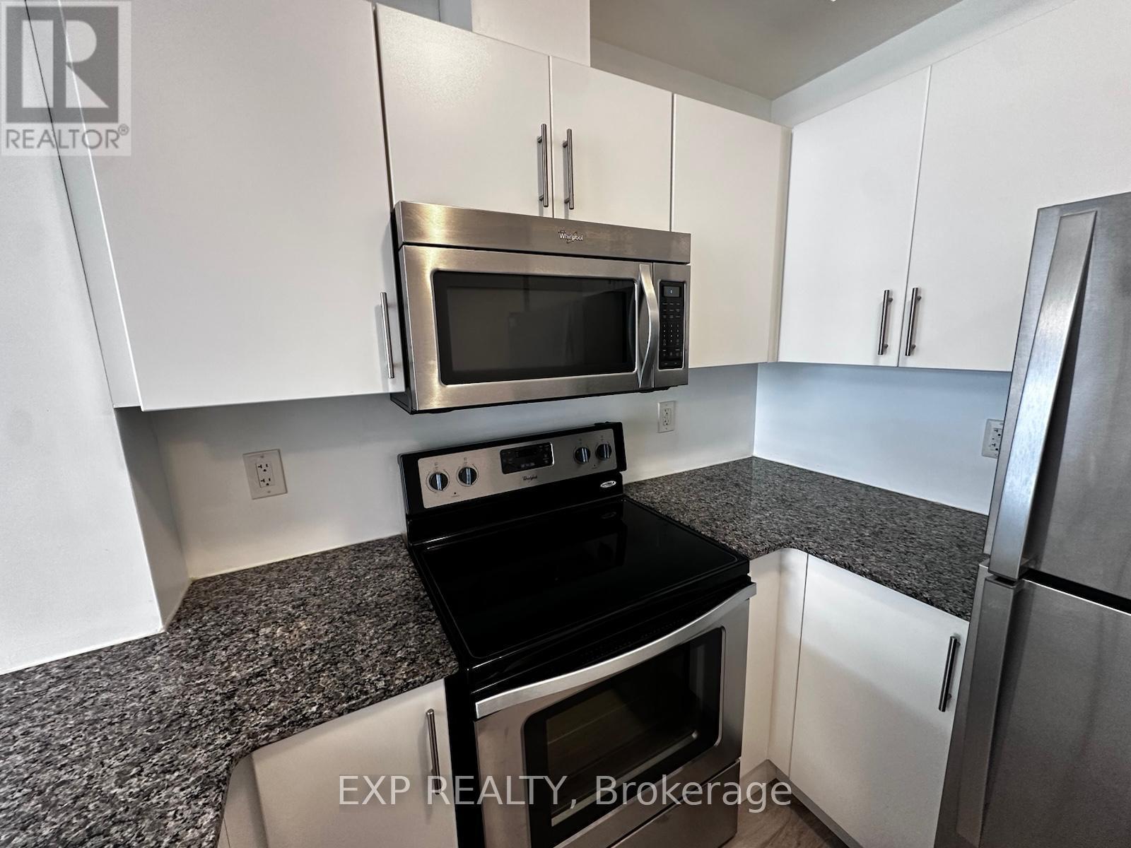 402 - 150 Water Street N, Cambridge, Ontario  N1R 3B6 - Photo 5 - X12903628