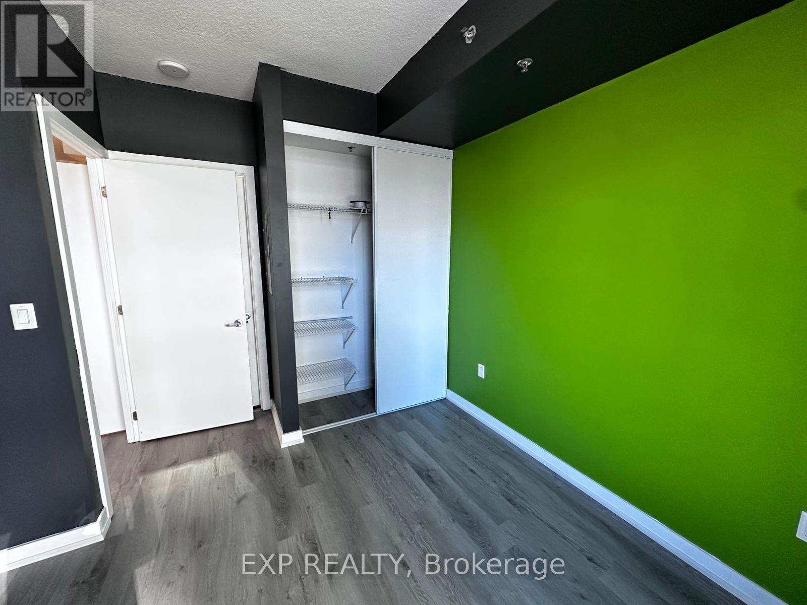 402 - 150 Water Street N, Cambridge, Ontario  N1R 3B6 - Photo 8 - X12903628