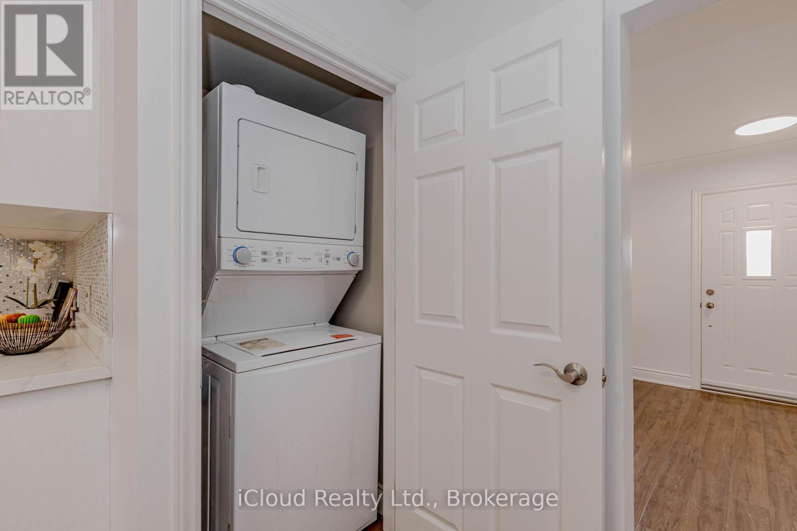 28 Hoffman Street, Kitchener, Ontario  N2M 3M7 - Photo 27 - X12903638