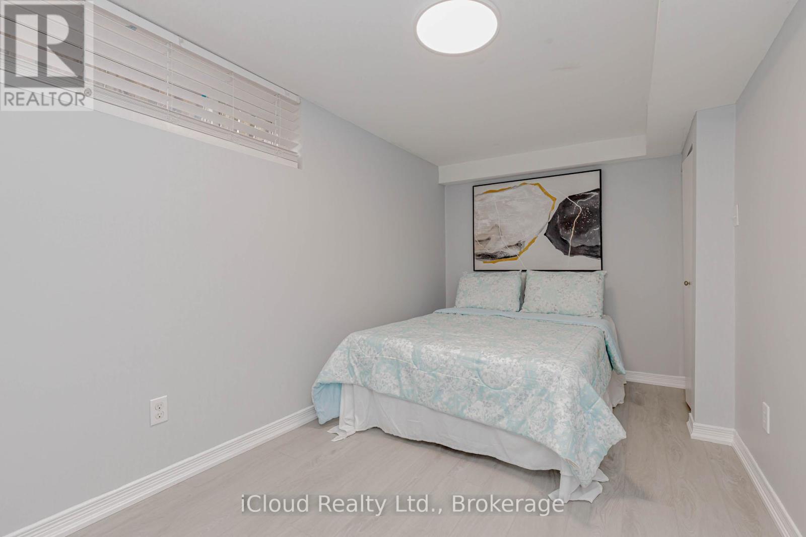 28 Hoffman Street, Kitchener, Ontario  N2M 3M7 - Photo 38 - X12903638