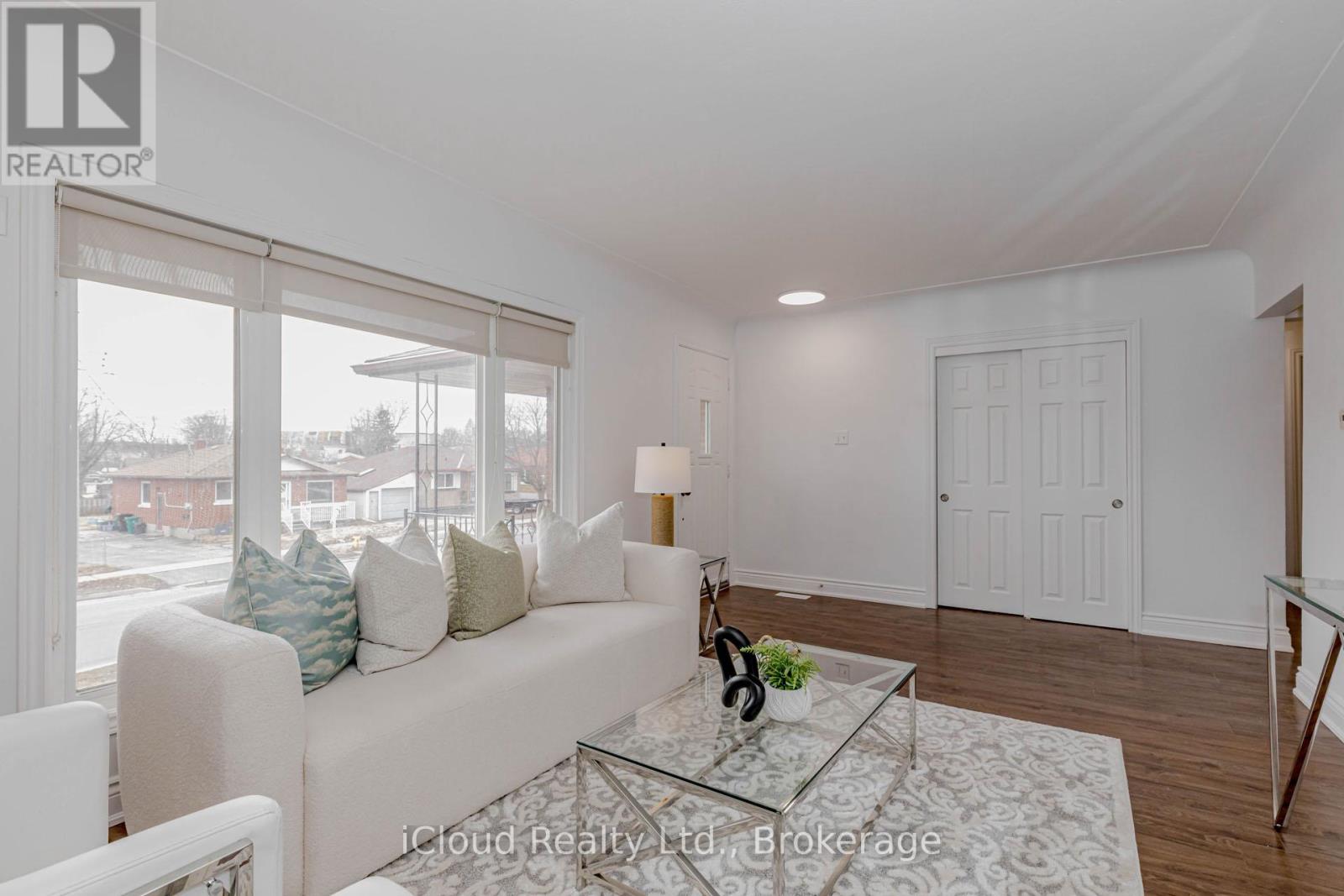 28 Hoffman Street, Kitchener, Ontario  N2M 3M7 - Photo 9 - X12903638