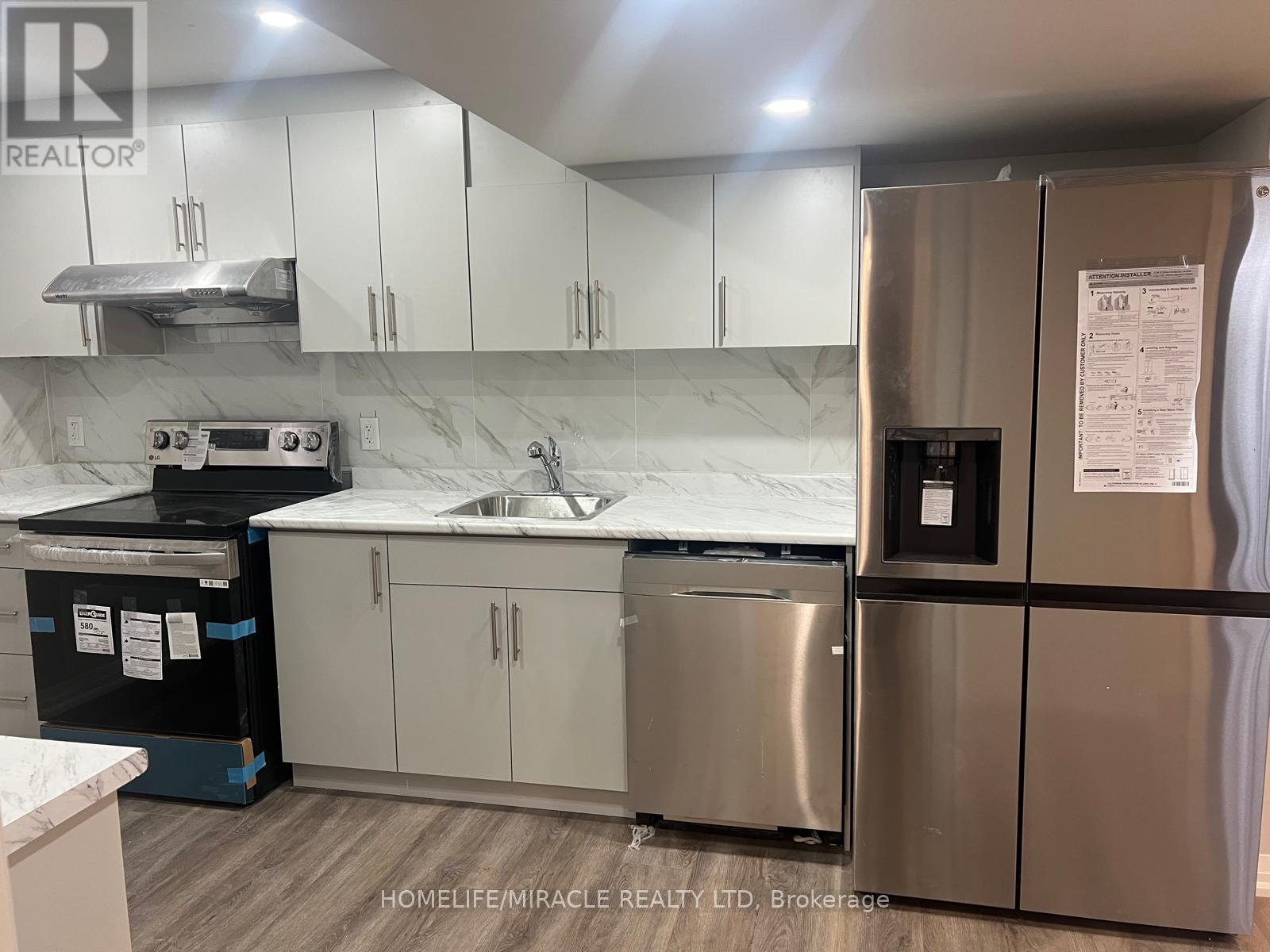 Bsmt - 11 Willson Drive, Thorold, Ontario  L2V 0M3 - Photo 5 - X12903652