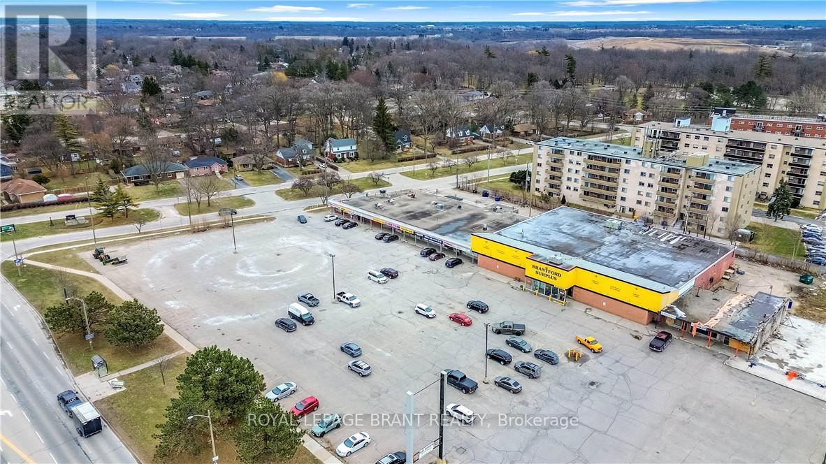 669 Colborne Street E, Brantford, Ontario  N3S 3M8 - Photo 36 - X12903664
