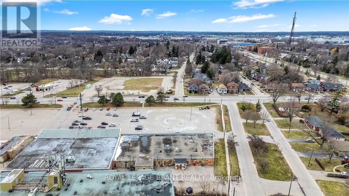 669 Colborne Street E, Brantford, Ontario  N3S 3M8 - Photo 38 - X12903664