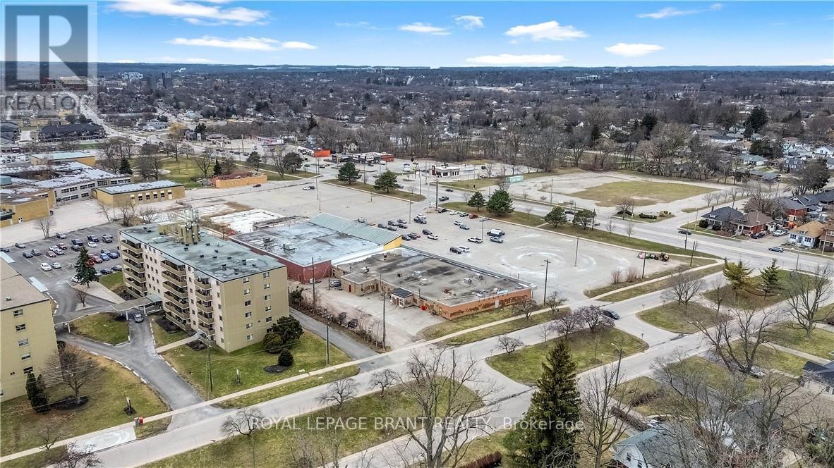 669 Colborne Street E, Brantford, Ontario  N3S 3M8 - Photo 39 - X12903664