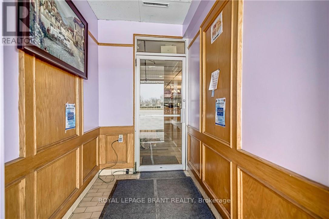 669 Colborne Street E, Brantford, Ontario  N3S 3M8 - Photo 5 - X12903664
