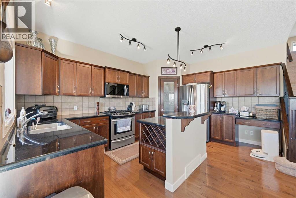 212 Springmere Road, Chestermere, Alberta  T1X 1R3 - Photo 14 - A2291582