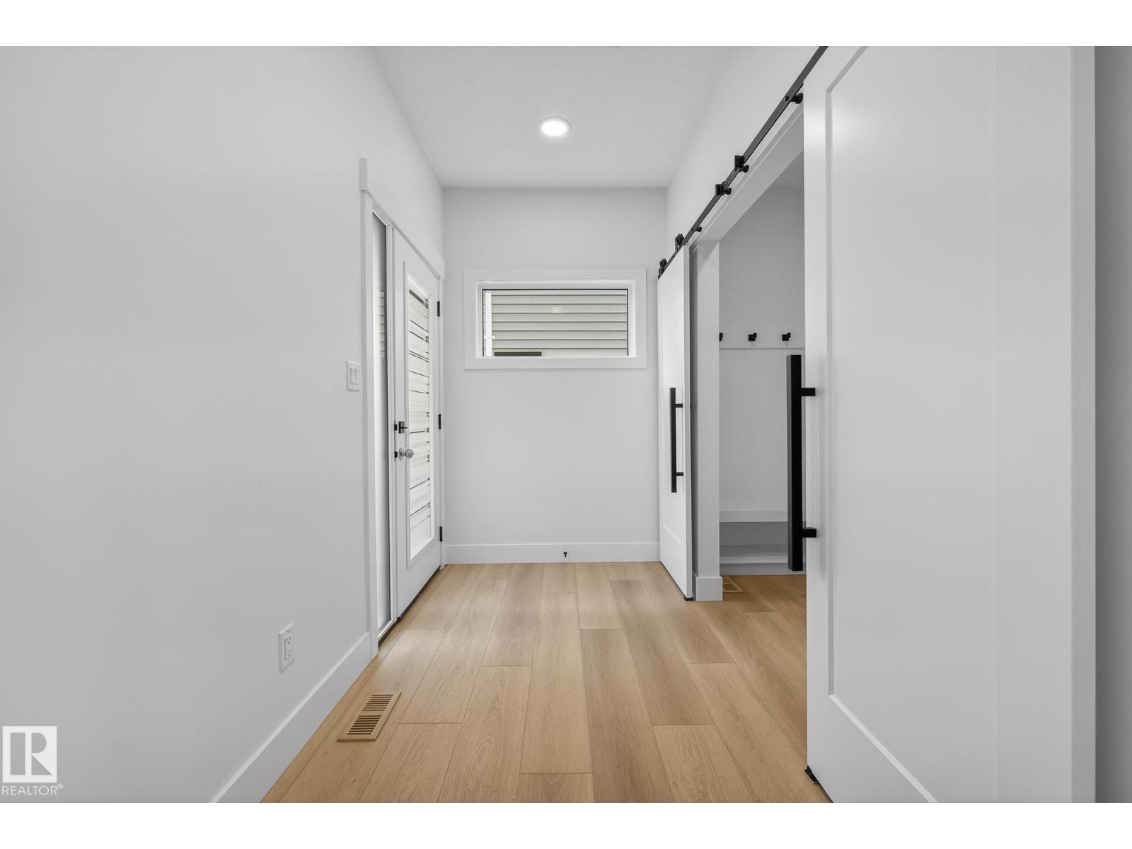 7087 Kiviaq Cr Sw, Edmonton, Alberta  T6W 5N7 - Photo 9 - E4478374