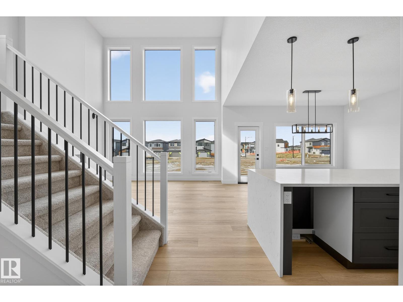 7087 Kiviaq Cr Sw, Edmonton, Alberta  T6W 5N7 - Photo 10 - E4478374