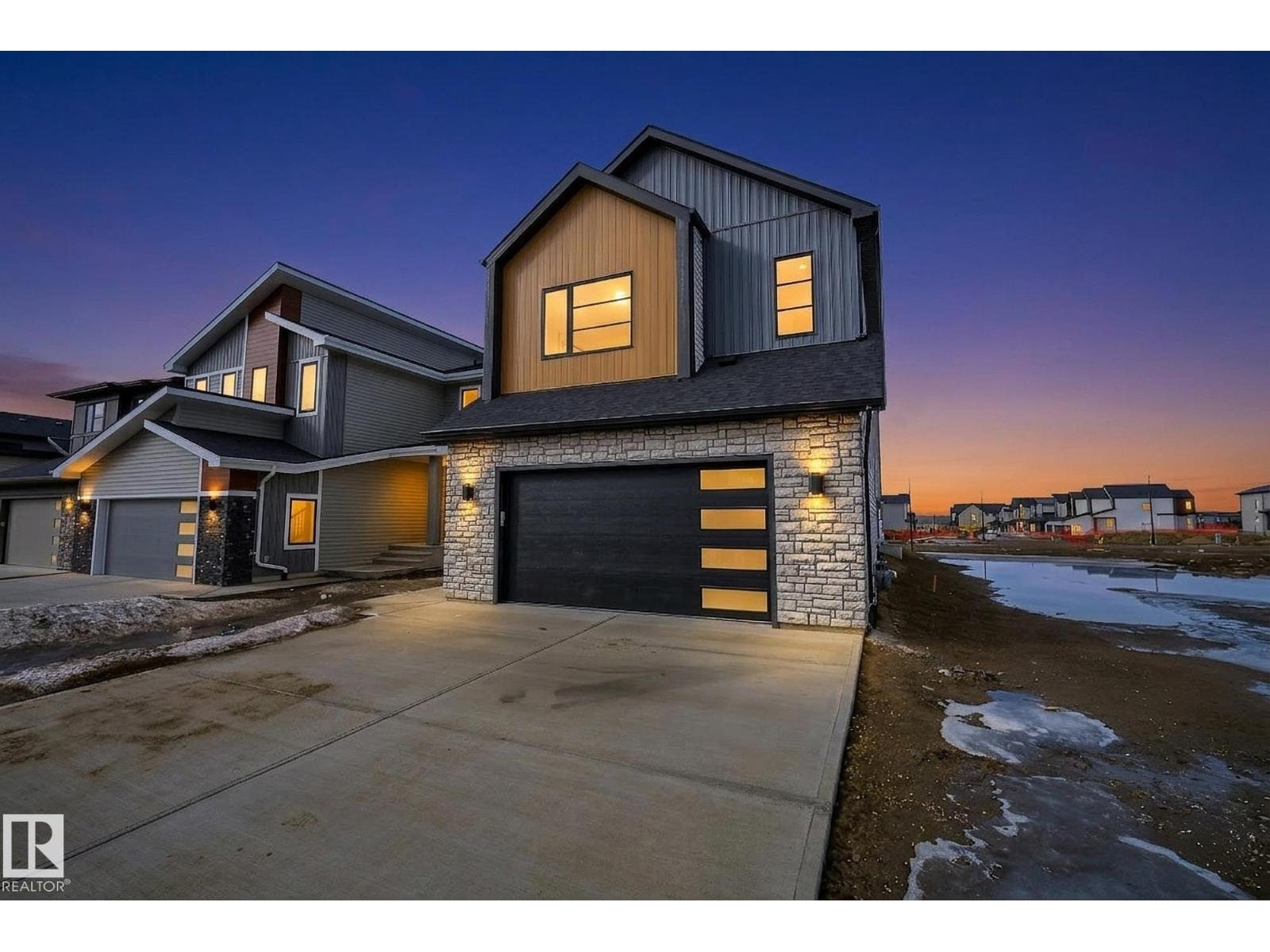 7087 Kiviaq Cr Sw, Edmonton, Alberta  T6W 5N7 - Photo 1 - E4478374