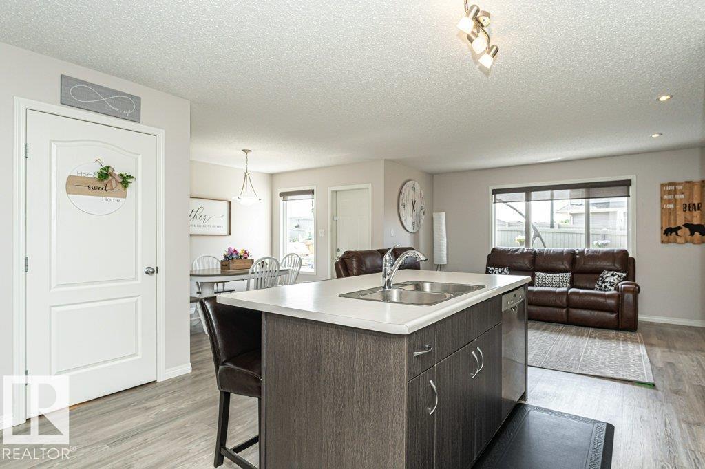 8727 Carson Wy Sw, Edmonton, Alberta  T6W 3K8 - Photo 18 - E4478369