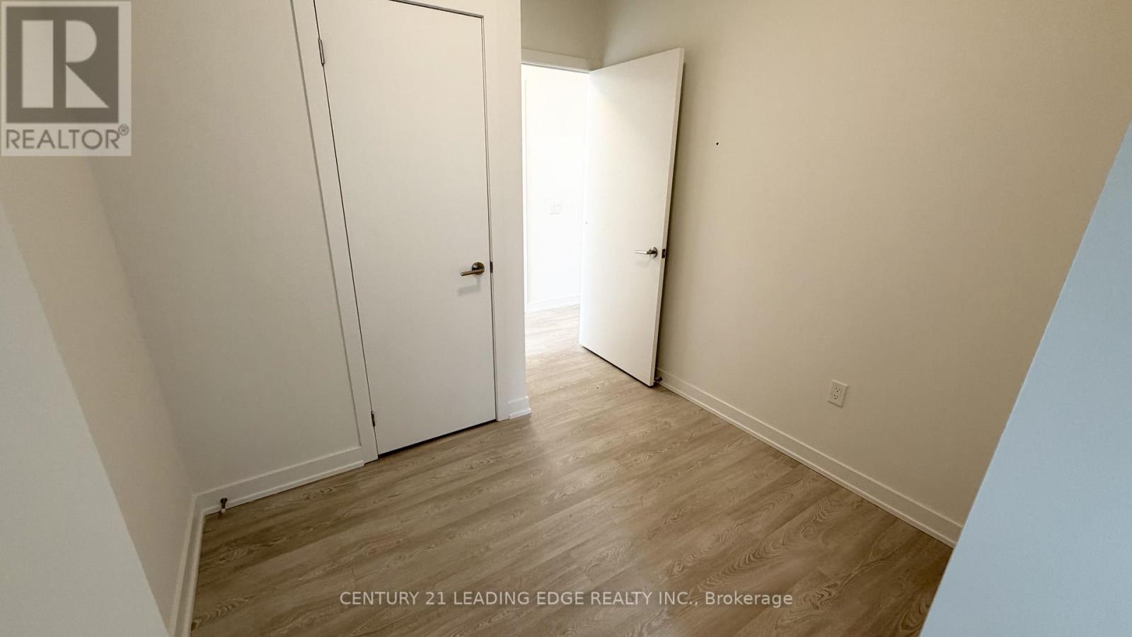 603 - 5 Quarrington Lane, Toronto, Ontario  M3C 0S5 - Photo 5 - C12897476