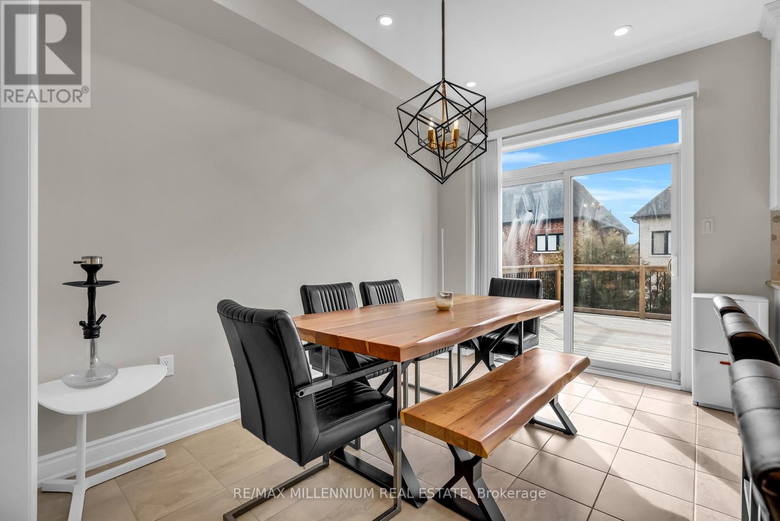 49 Zenith Avenue, Vaughan, Ontario  L4H 4K9 - Photo 19 - N12902736