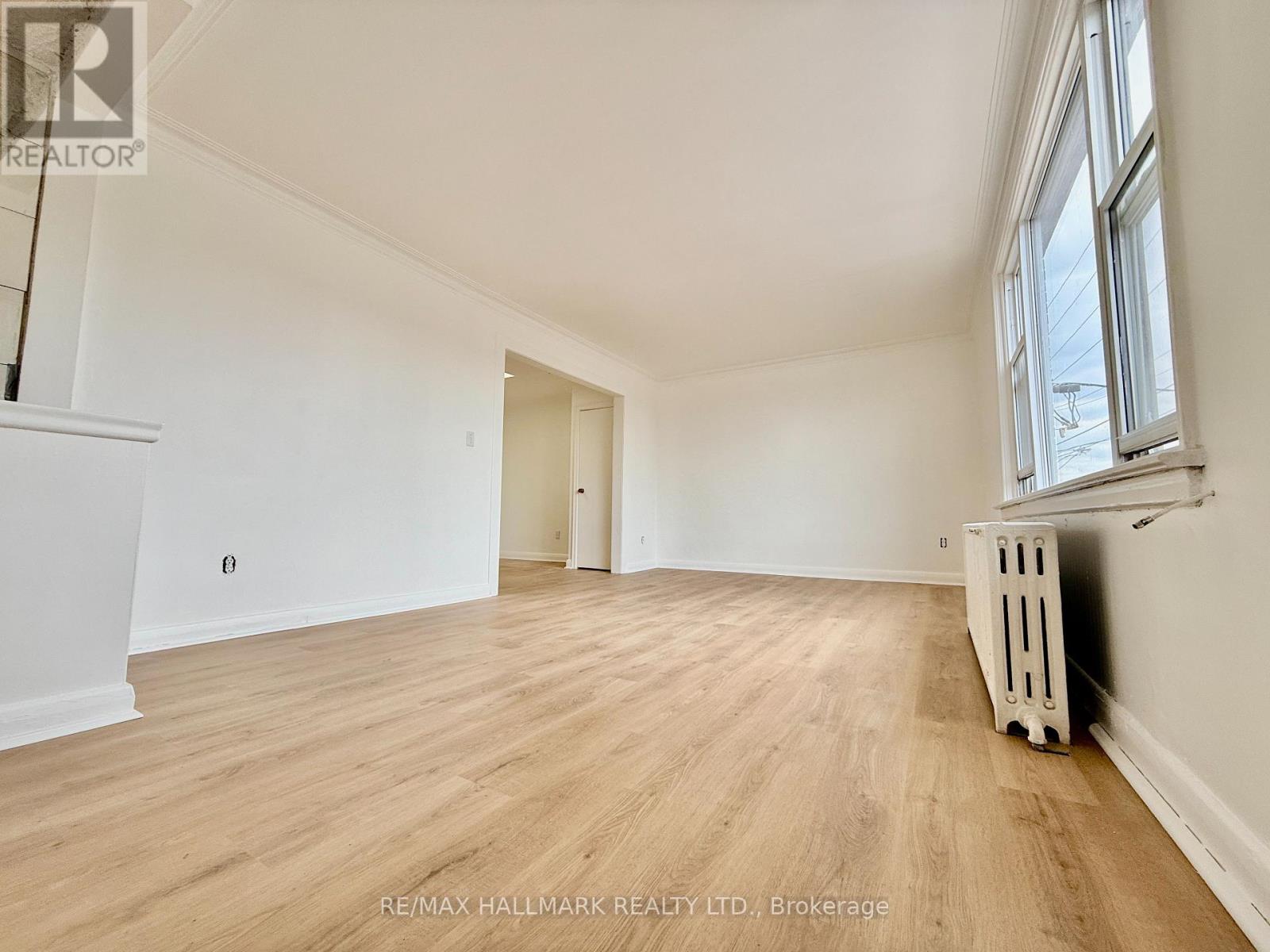 Upper - 314 Browns Line, Toronto, Ontario  M8W 3W2 - Photo 12 - W12825740