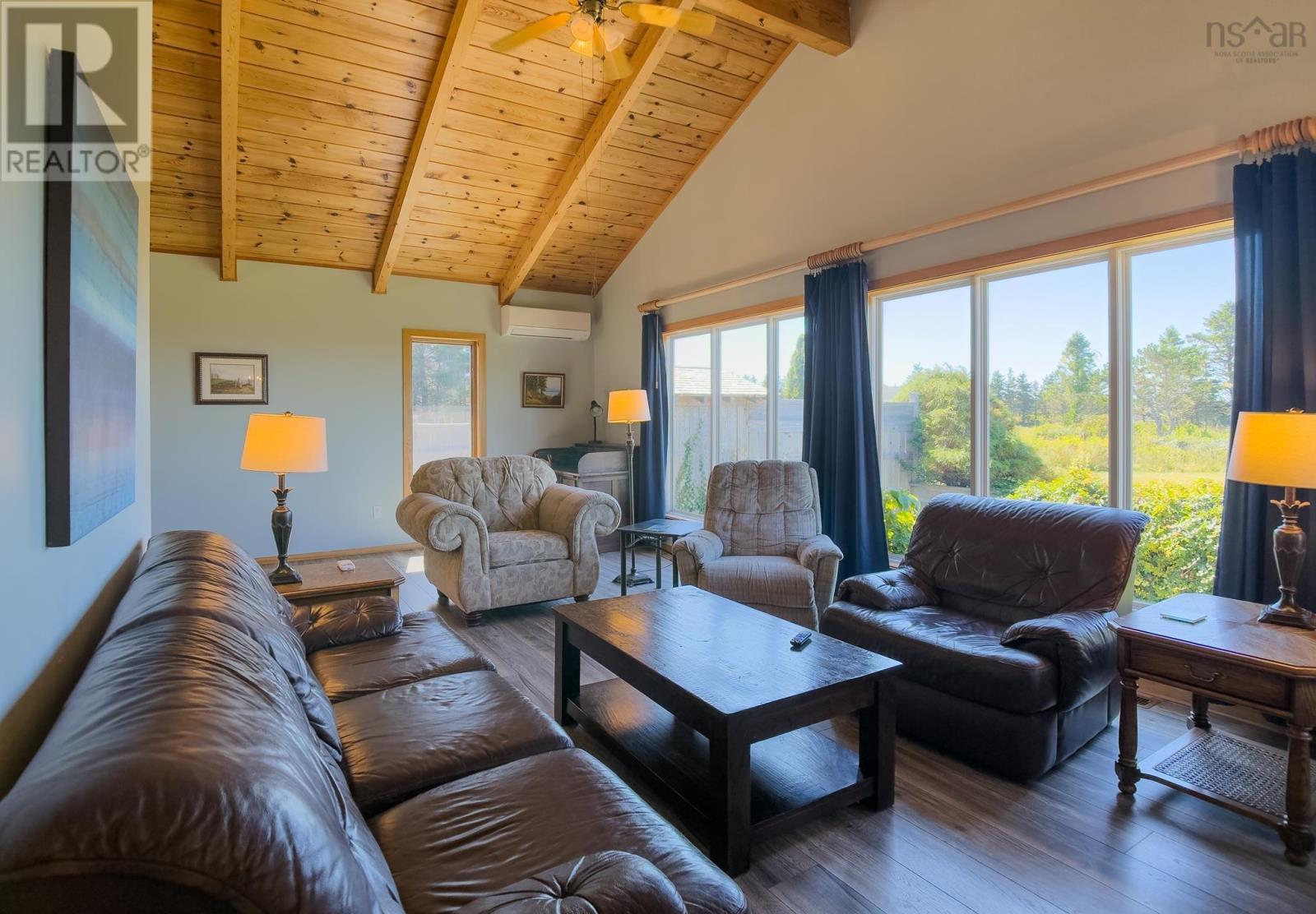 40 Country Lane, Lower West Pubnico, Nova Scotia  B0W 2C0 - Photo 23 - 202523978