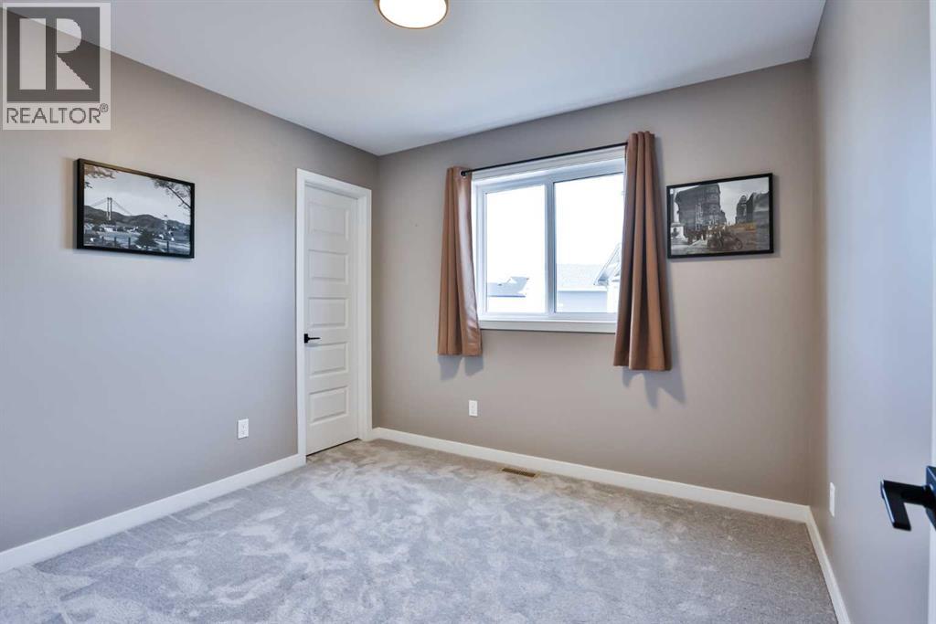 38 Goldenrod Place W, Lethbridge, Alberta  T1J 5W9 - Photo 18 - A2289557
