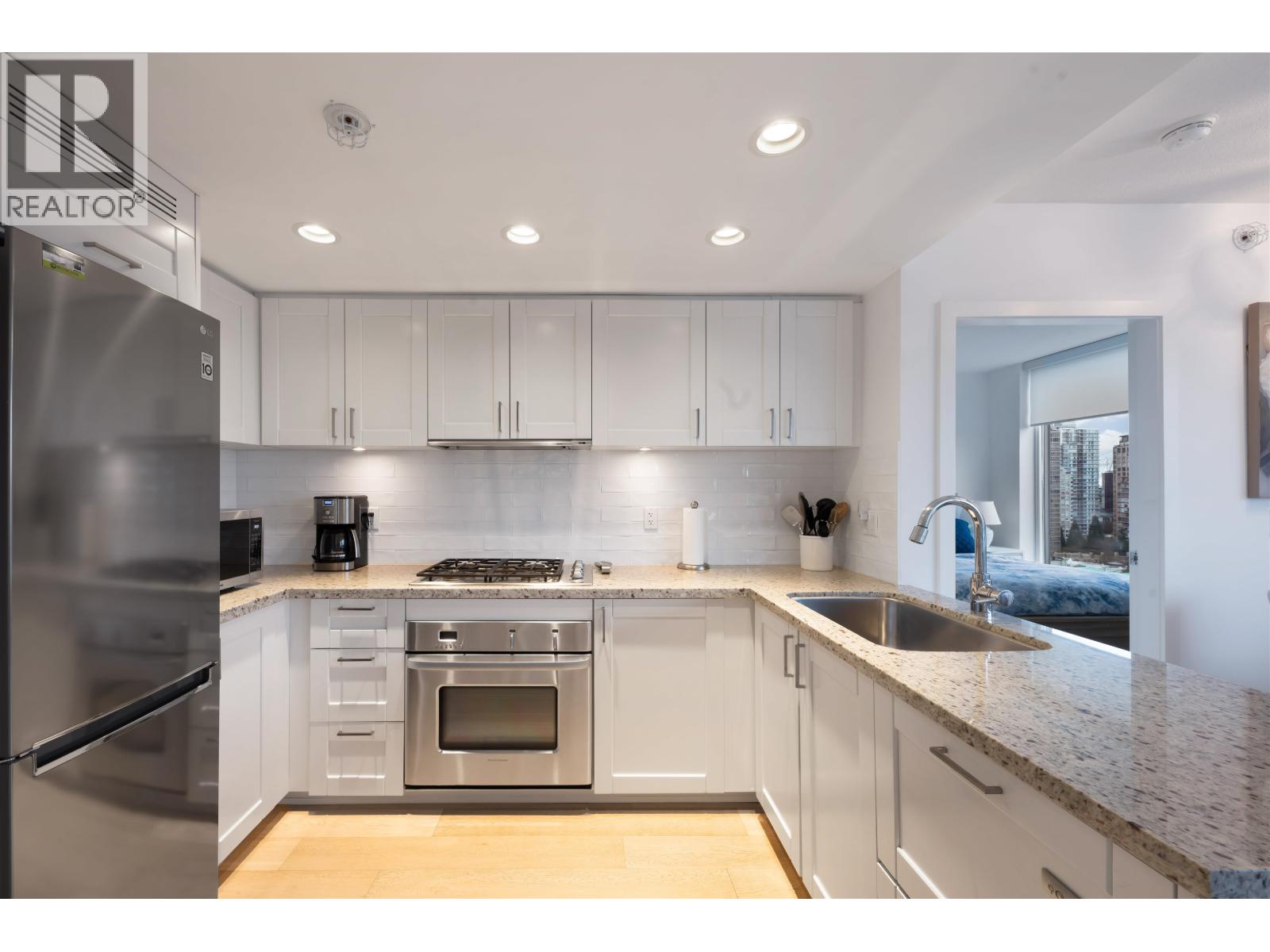 1305 1133 Homer Street, Vancouver, British Columbia  V6B 0B1 - Photo 9 - R3101821