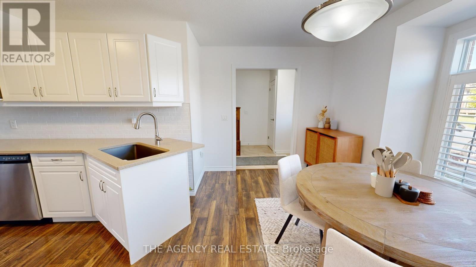 93 - 1061 Eagletrace Drive, London North, Ontario  N6G 0T3 - Photo 19 - X12903722