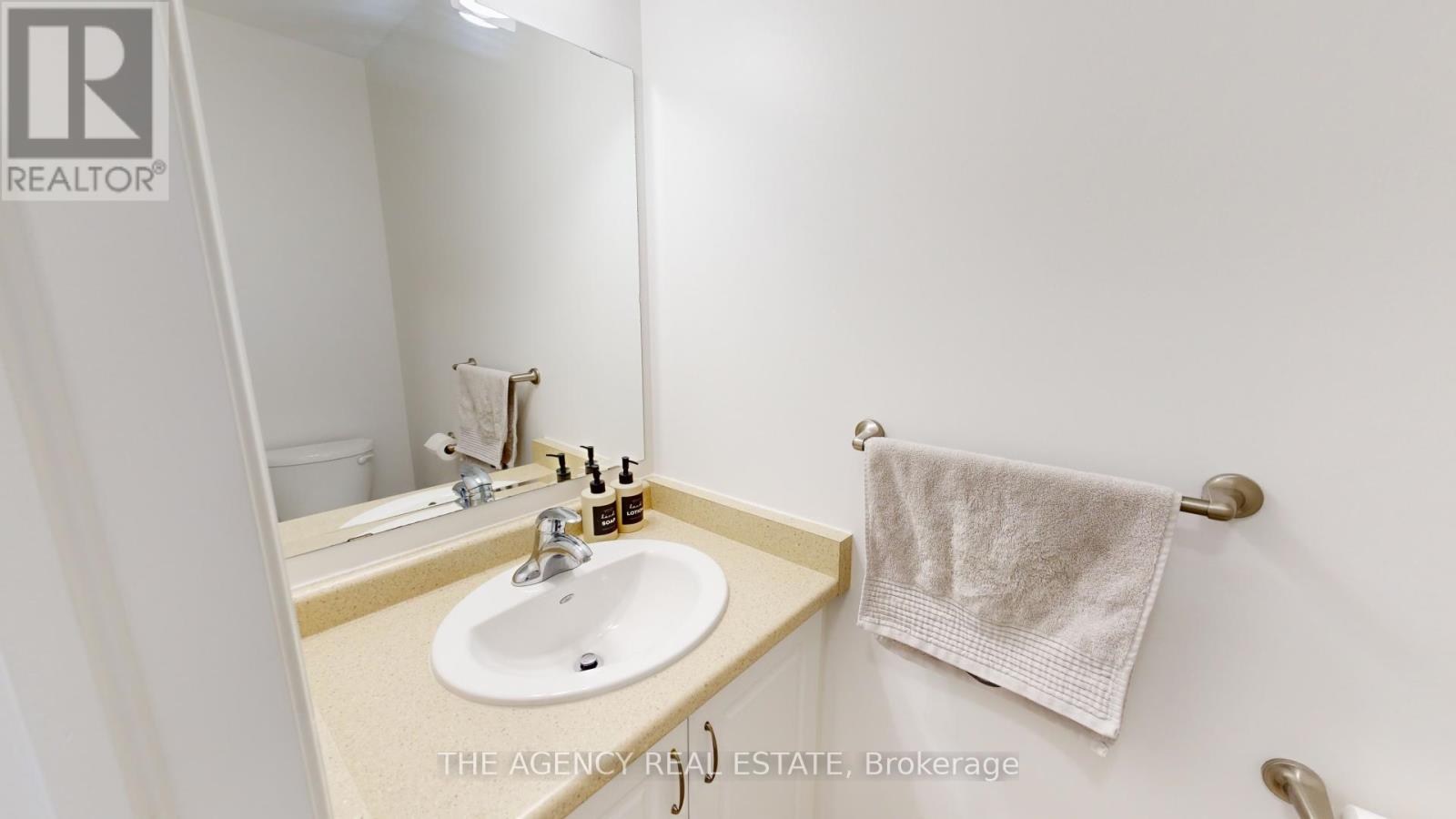 93 - 1061 Eagletrace Drive, London North, Ontario  N6G 0T3 - Photo 22 - X12903722