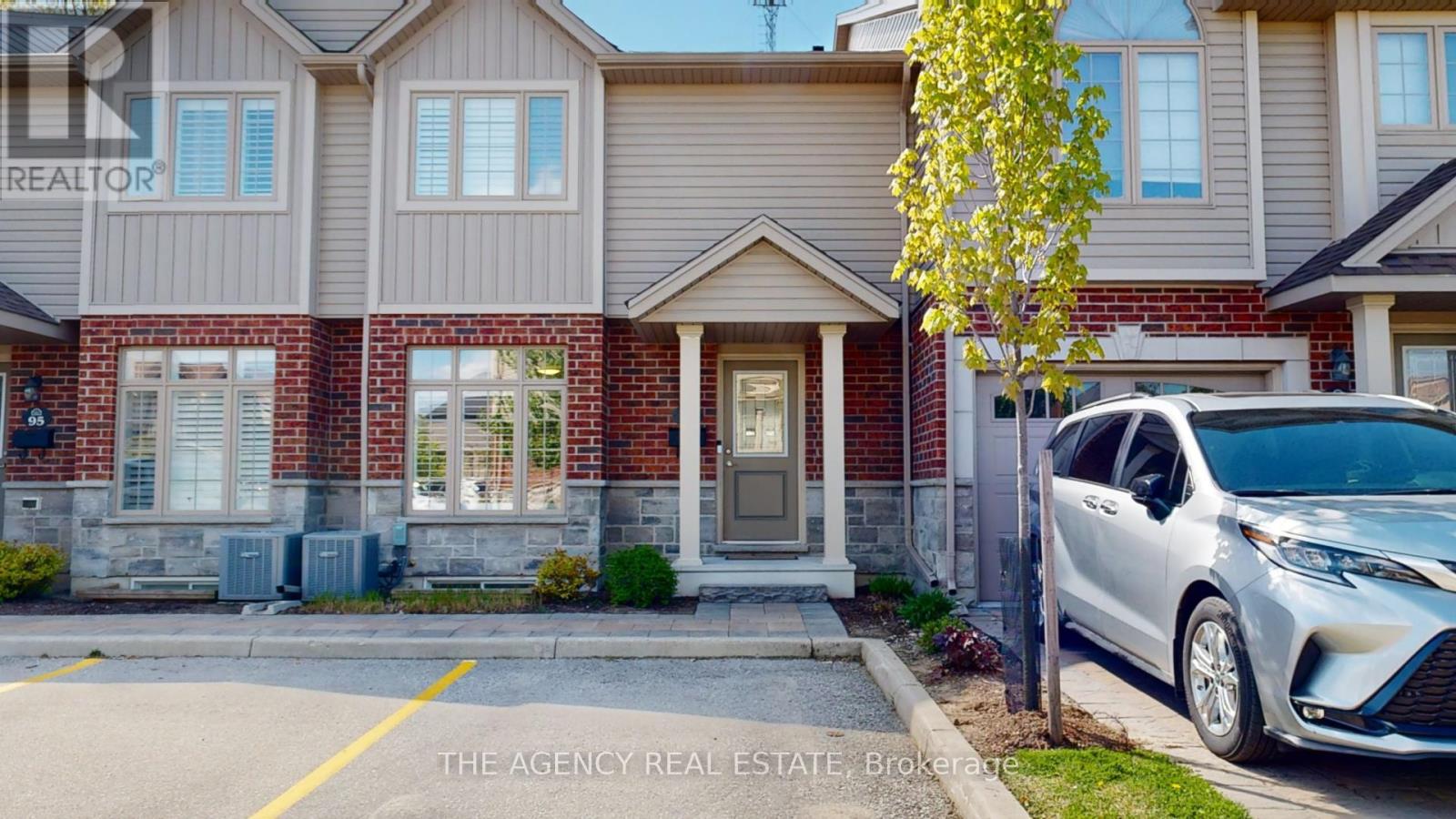 93 - 1061 Eagletrace Drive, London North, Ontario  N6G 0T3 - Photo 3 - X12903722