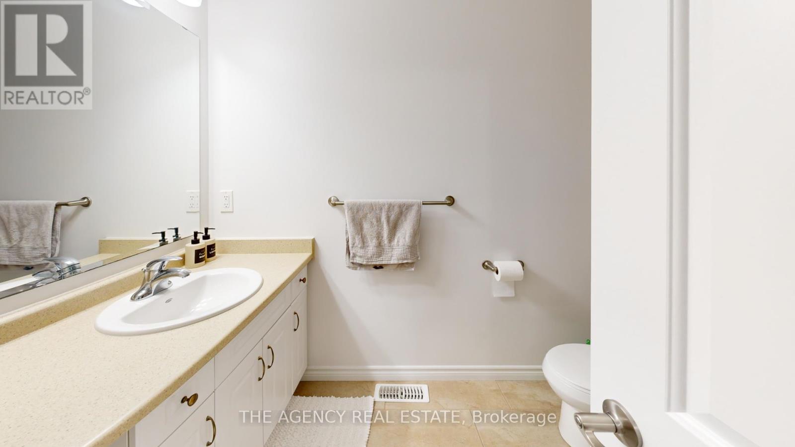 93 - 1061 Eagletrace Drive, London North, Ontario  N6G 0T3 - Photo 32 - X12903722