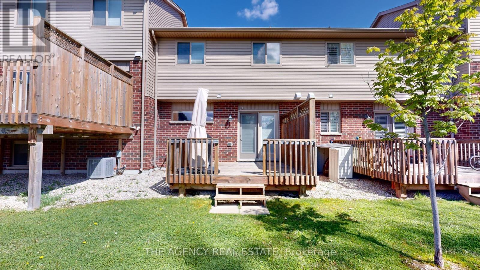 93 - 1061 Eagletrace Drive, London North, Ontario  N6G 0T3 - Photo 42 - X12903722