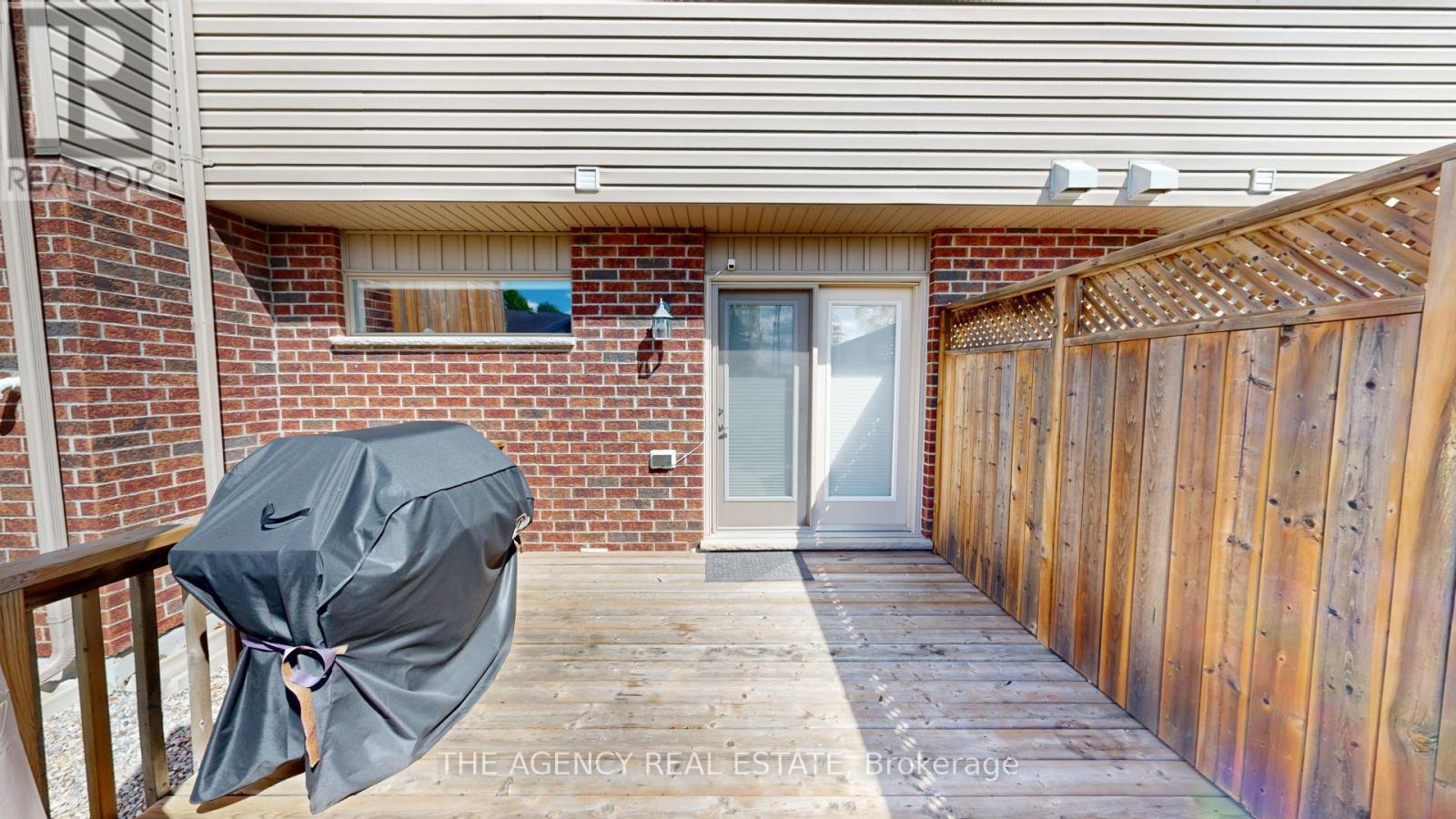 93 - 1061 Eagletrace Drive, London North, Ontario  N6G 0T3 - Photo 43 - X12903722