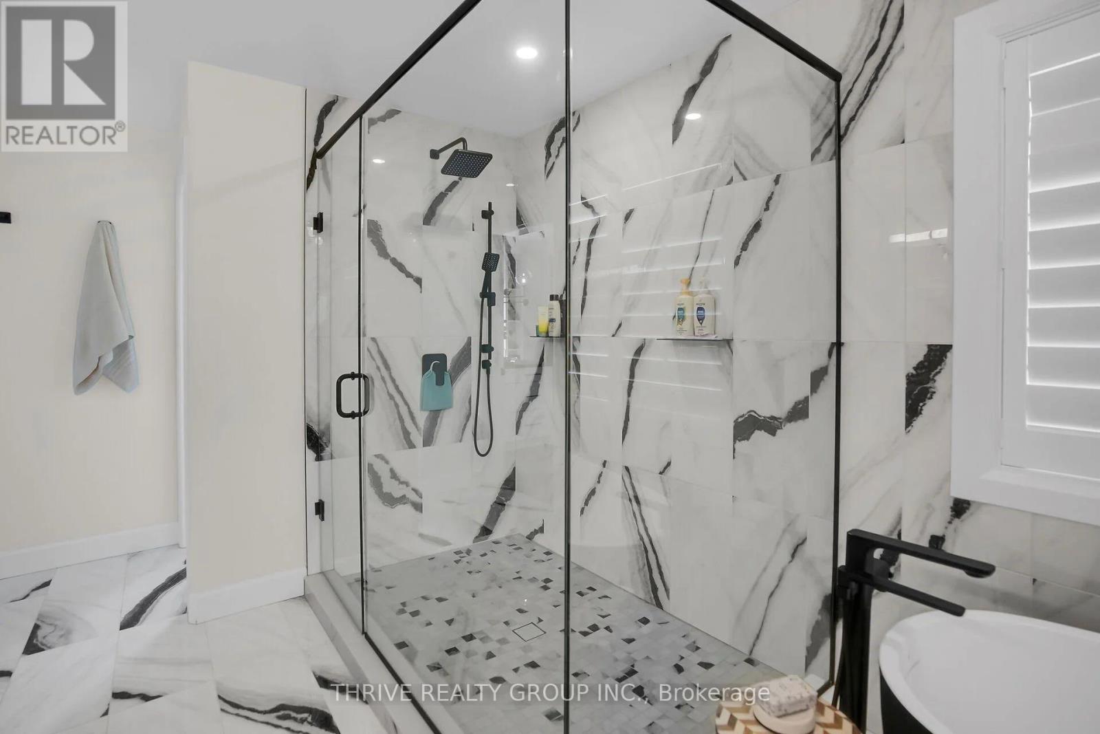 862 Lunar Drive, London North, Ontario  N6G 3X9 - Photo 10 - X12903782