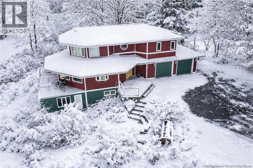 380 Salisbury Road, Moncton, New Brunswick  E1E 1A7 - Photo 1 - NB135443