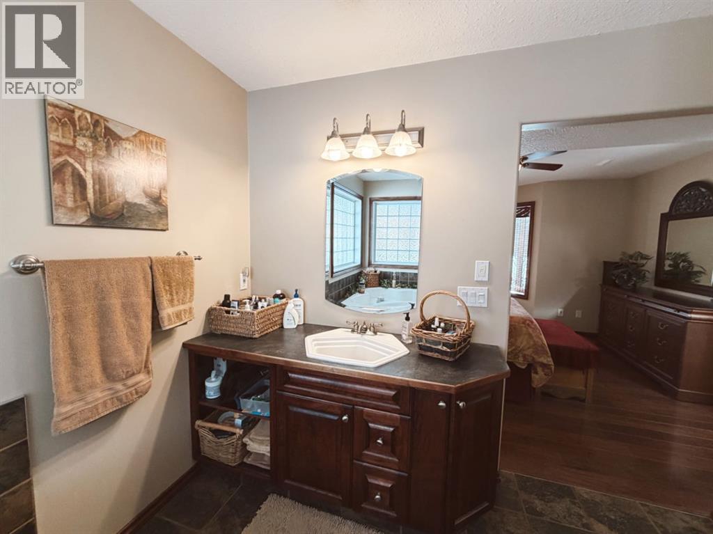 33213 Range Road 52, Rural Mountain View County, Alberta  T0M 1X0 - Photo 28 - A2294401