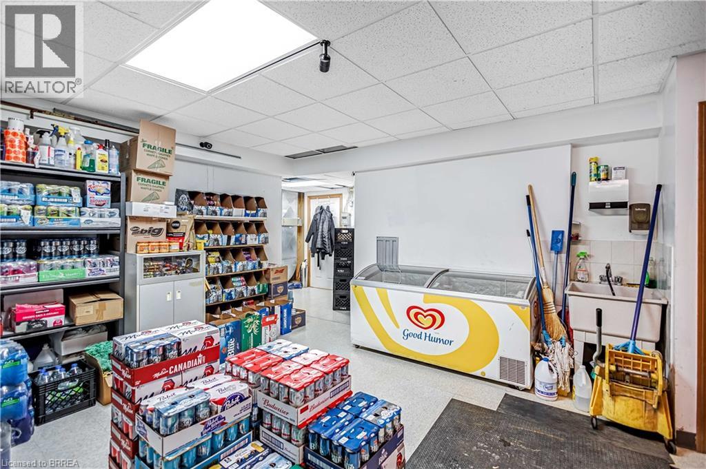 215 Grand River Avenue, Brantford, Ontario  N3T 4Y3 - Photo 20 - 40810836