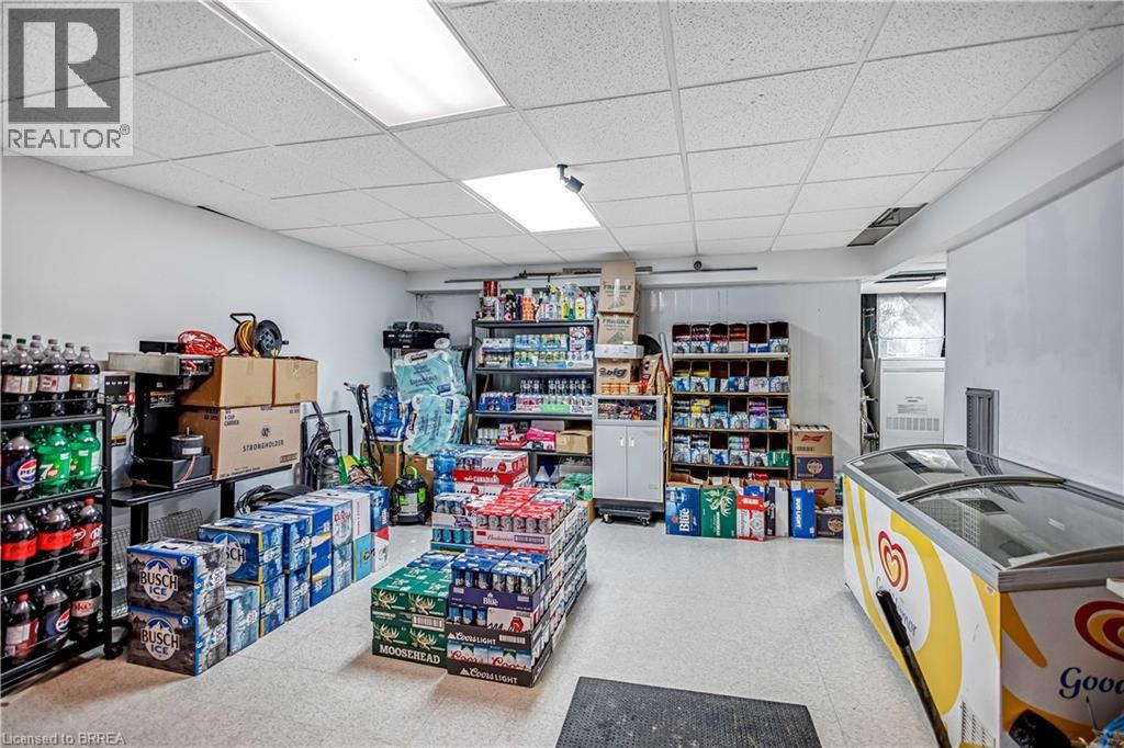 215 Grand River Avenue, Brantford, Ontario  N3T 4Y3 - Photo 21 - 40810836