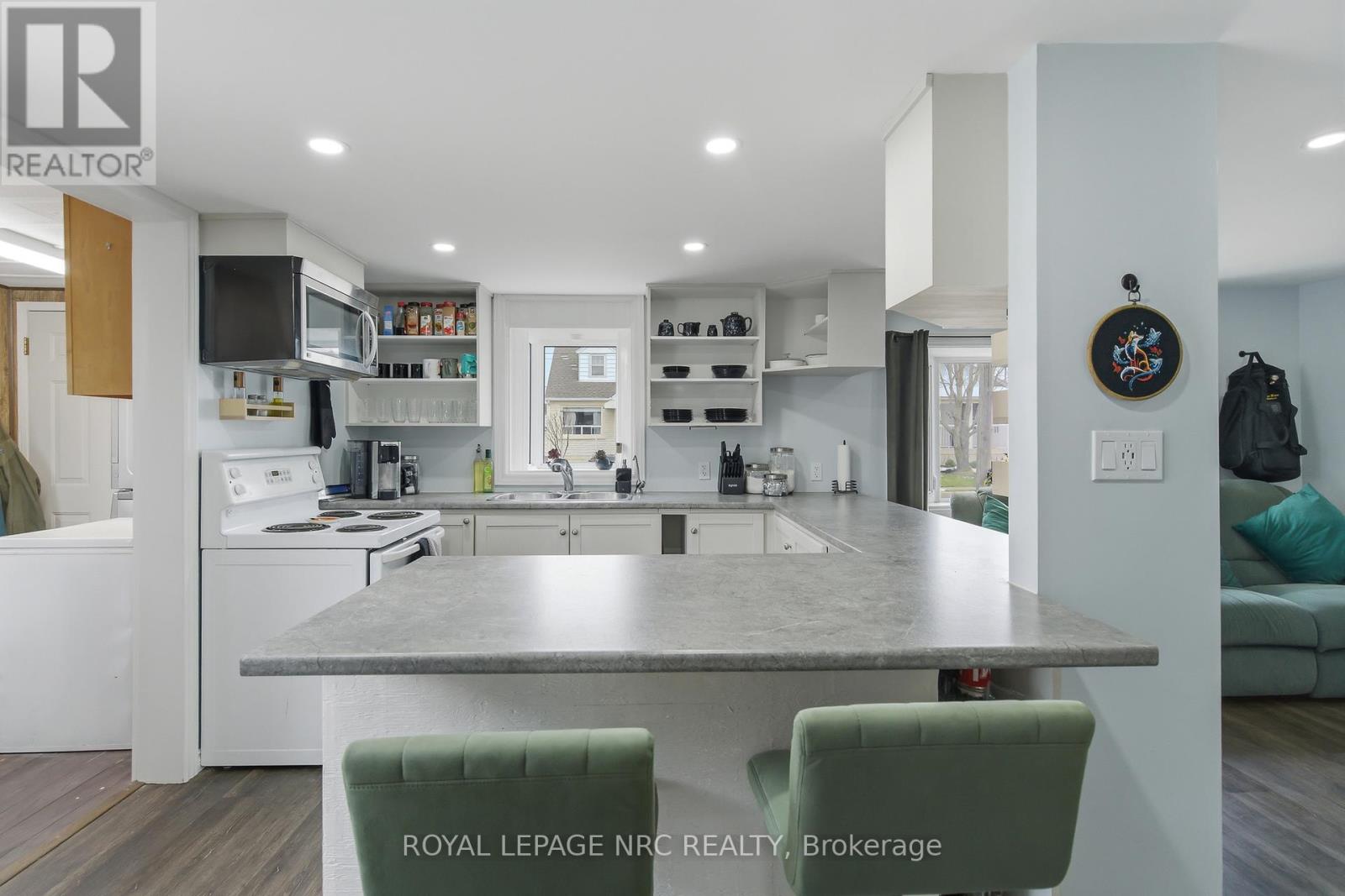 507 Harriet Street, Welland, Ontario  L3B 2H9 - Photo 5 - X12903806