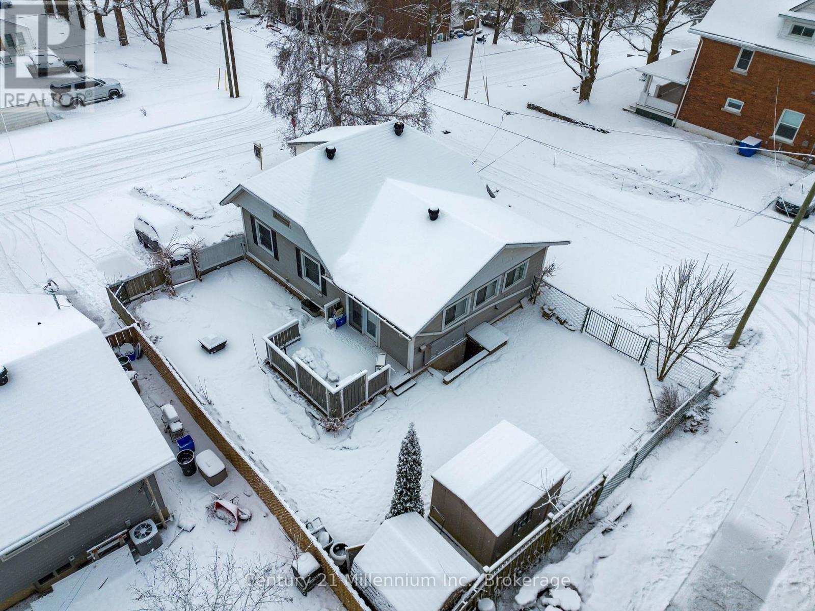 1712 5th Avenue W, Owen Sound, Ontario  N4K 5B8 - Photo 9 - X12897294