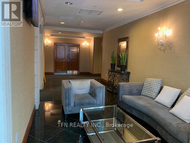 817 - 23 Lorraine Drive E, Toronto, Ontario  M2N 6Z6 - Photo 16 - C12903276