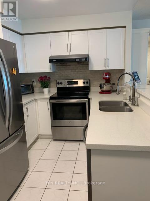 817 - 23 Lorraine Drive E, Toronto, Ontario  M2N 6Z6 - Photo 5 - C12903276