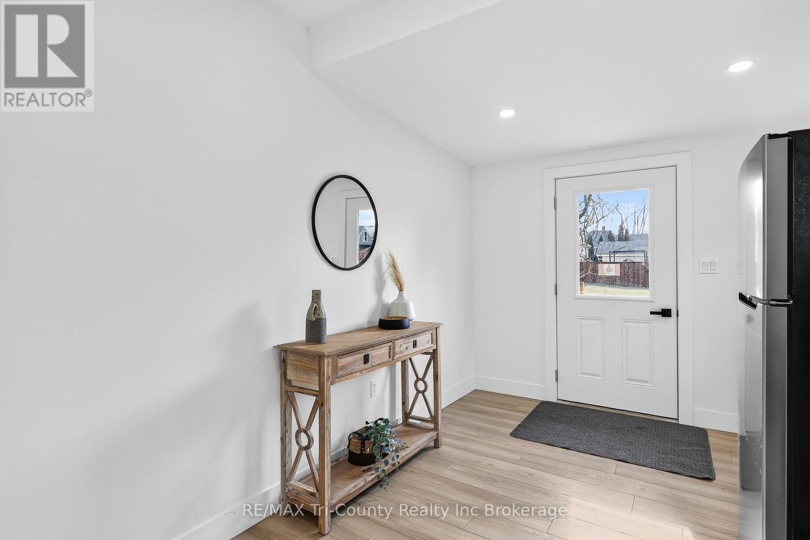 394 Wellington Street, Ingersoll, Ontario  N5C 1T6 - Photo 17 - X12903776