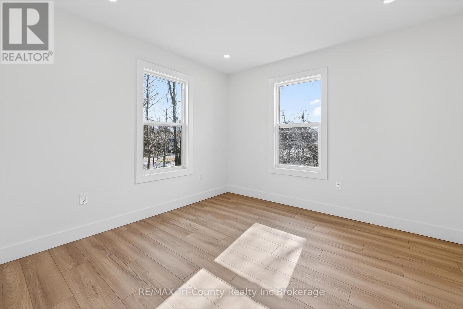 394 Wellington Street, Ingersoll, Ontario  N5C 1T6 - Photo 23 - X12903776