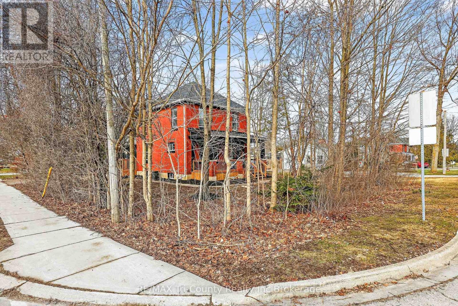 394 Wellington Street, Ingersoll, Ontario  N5C 1T6 - Photo 34 - X12903776