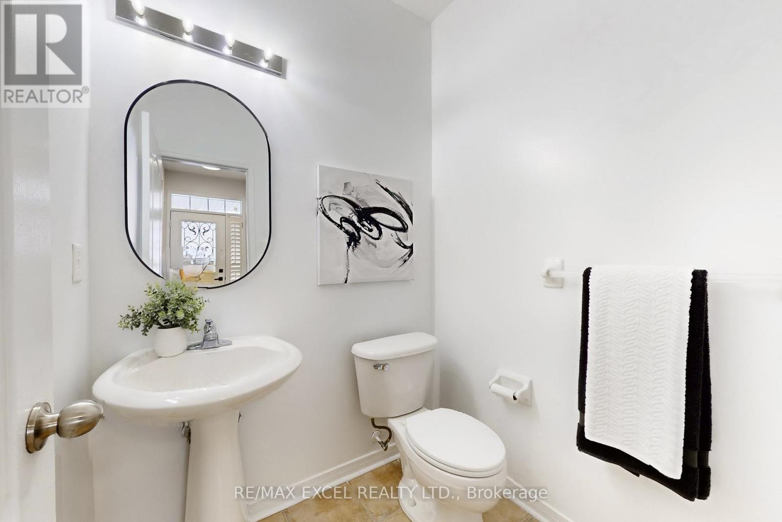 43 Evaridge Drive, Markham, Ontario  L6B 1E7 - Photo 13 - N12901614