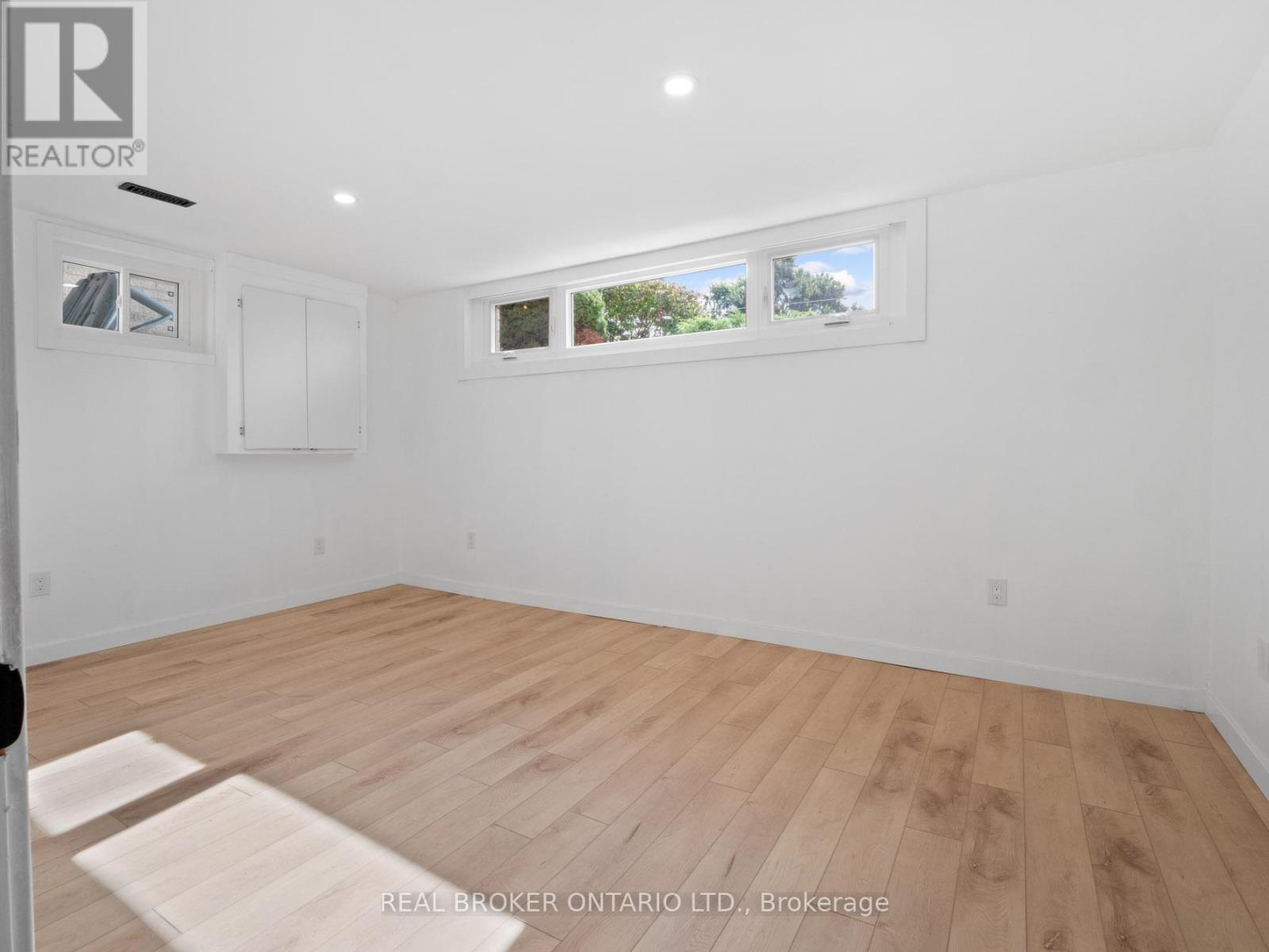 24 Keefer Road, Thorold, Ontario  L2V 4Y4 - Photo 25 - X12804280