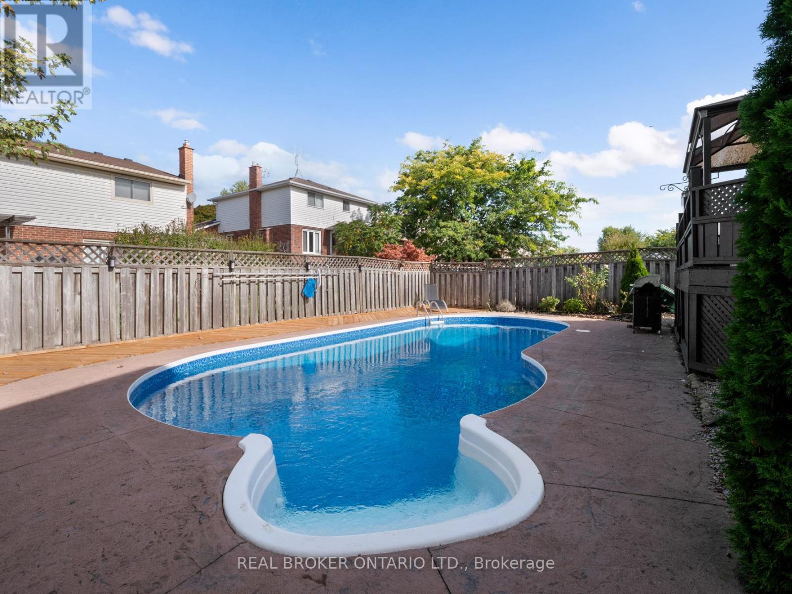 24 Keefer Road, Thorold, Ontario  L2V 4Y4 - Photo 38 - X12804280