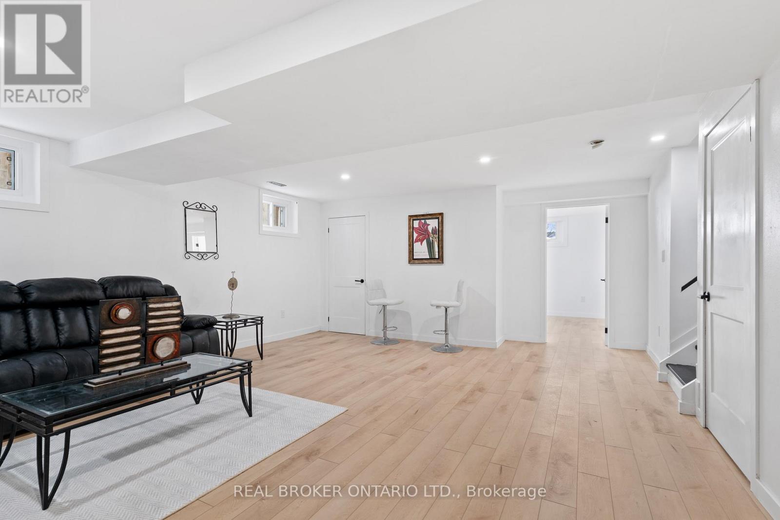 24 Keefer Road, Thorold, Ontario  L2V 4Y4 - Photo 34 - X12804280