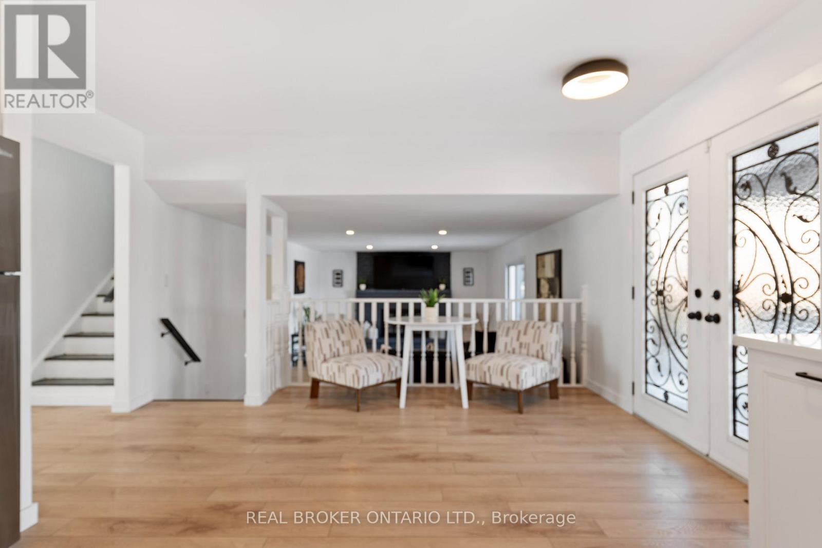 24 Keefer Road, Thorold, Ontario  L2V 4Y4 - Photo 6 - X12804280