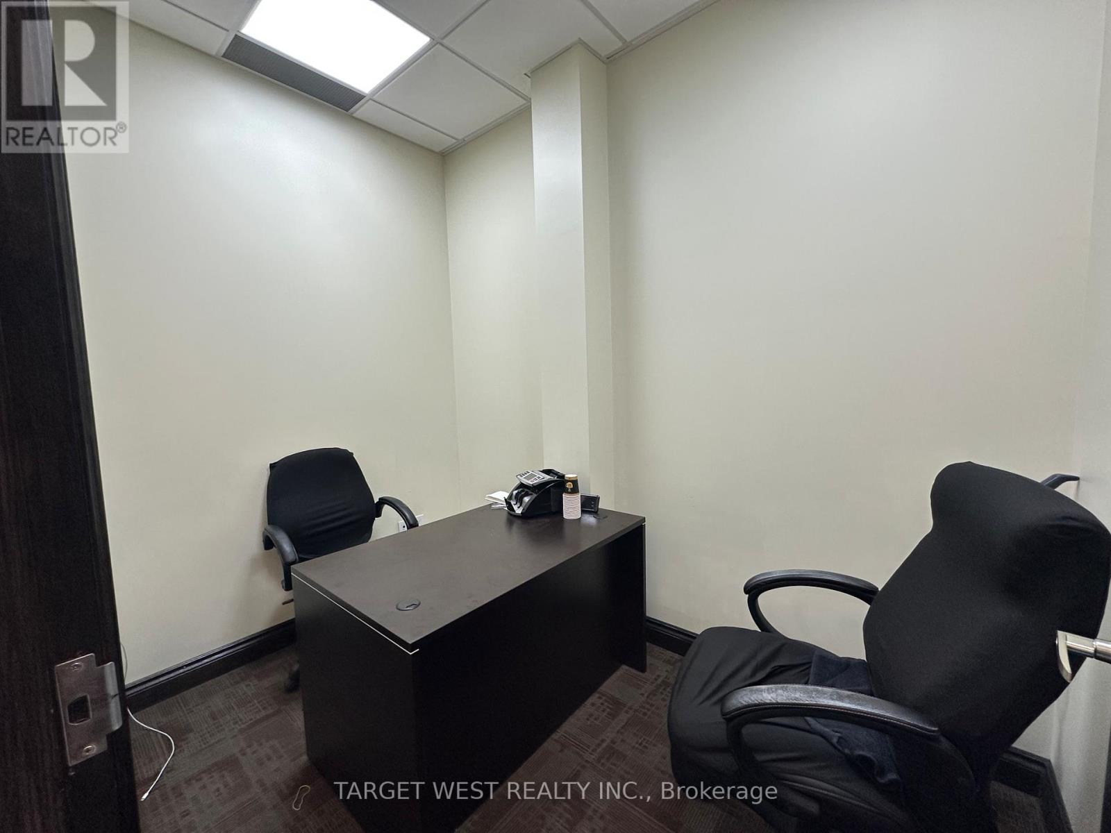 13 - 680 Rexdale Boulevard, Toronto, Ontario  M9W 0B5 - Photo 19 - W12901164